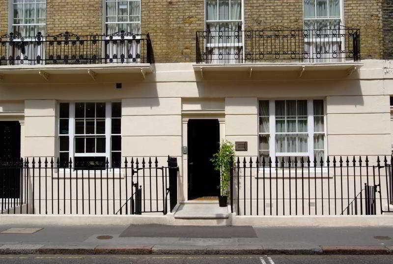 Astors Belgravia Acomodação com café da manhã Londres Exterior foto