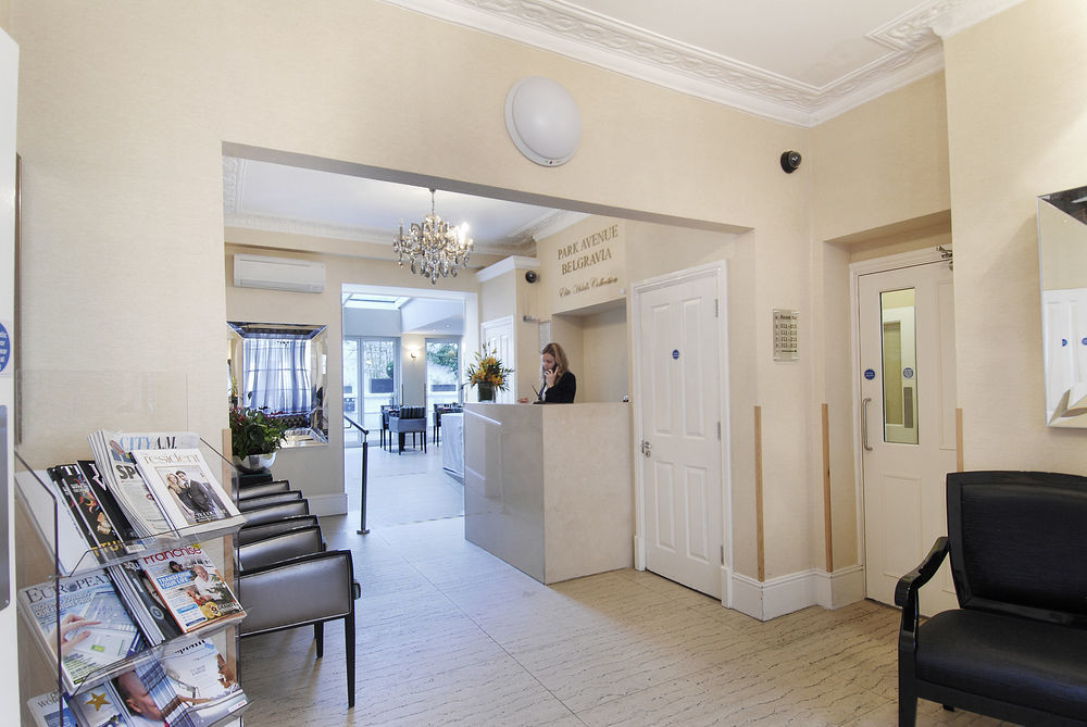 Astors Belgravia Acomodação com café da manhã Londres Exterior foto